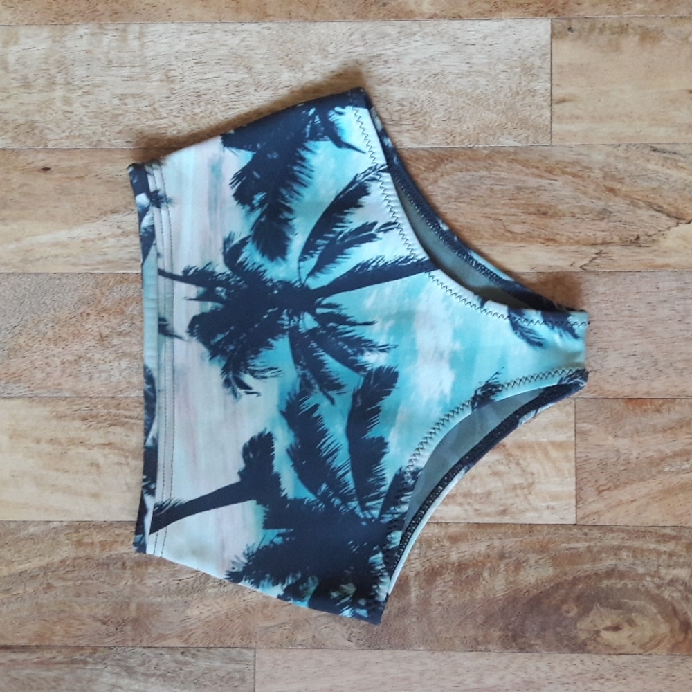 Billabong neoprene swimsuit shorts